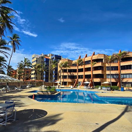 Tucacas, Frente Al Mar, Balcon, Piscina Y Playa Privada Διαμέρισμα Εξωτερικό φωτογραφία