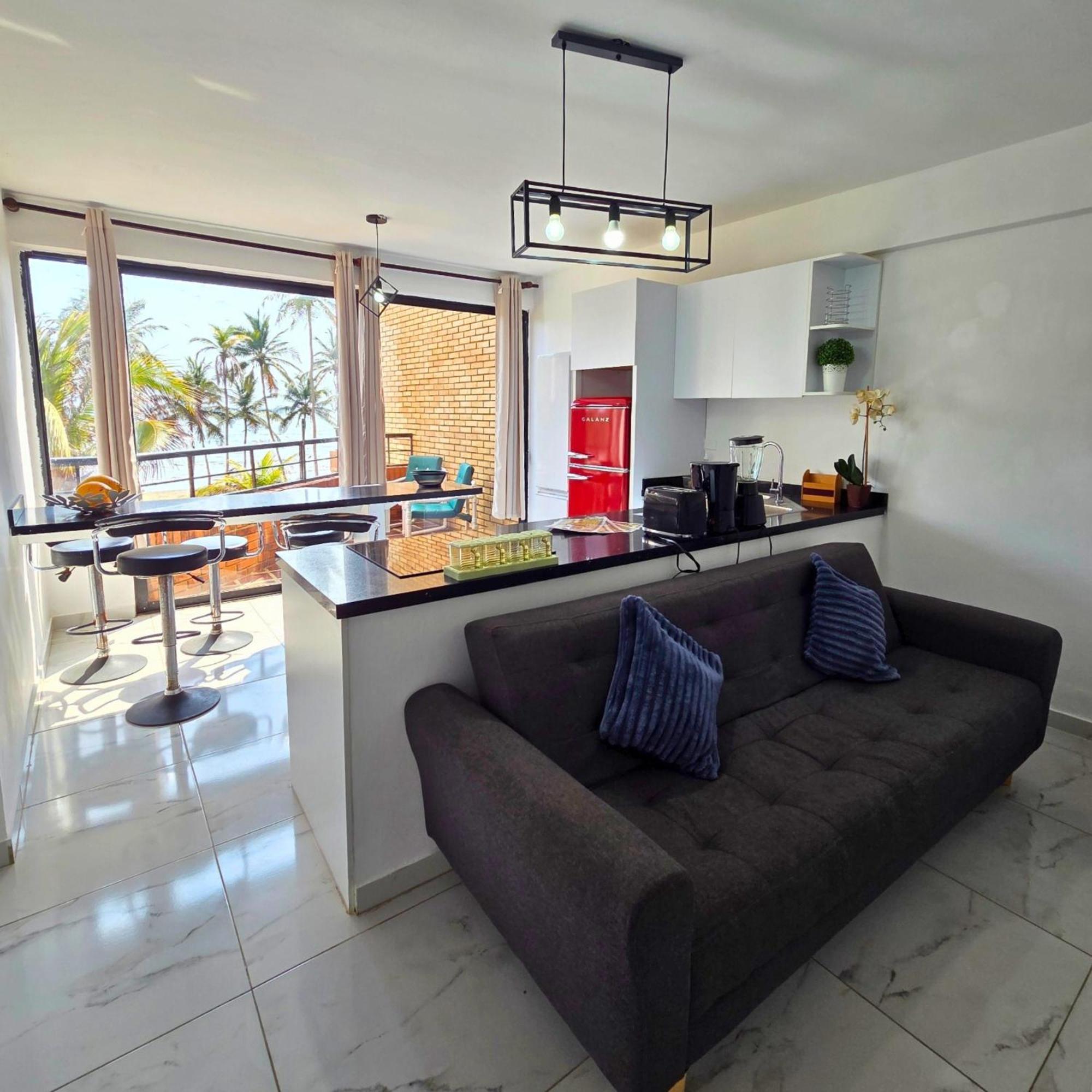 Tucacas, Frente Al Mar, Balcon, Piscina Y Playa Privada Διαμέρισμα Εξωτερικό φωτογραφία